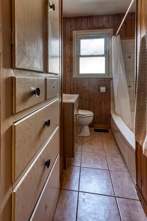 210 STOCKWELL Street, Sarnia, Ontario, Canada