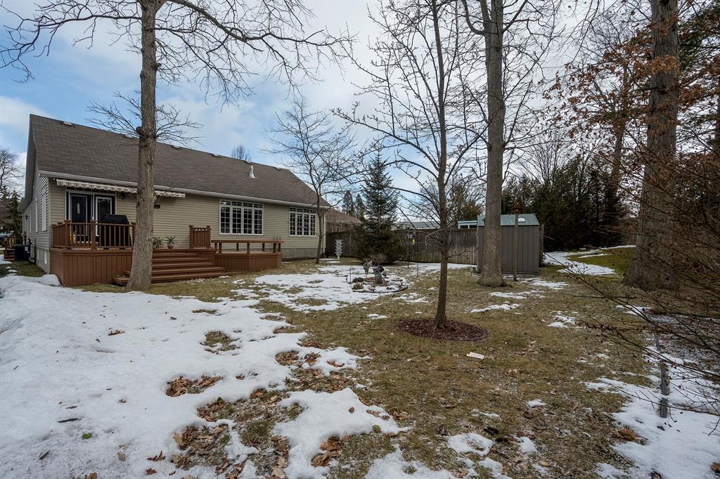 1077 LAKESHORE Road, Sarnia, Ontario, Canada