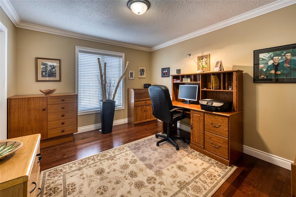 1077 LAKESHORE Road, Sarnia, Ontario, Canada