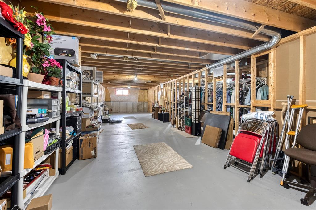 1077 LAKESHORE Road, Sarnia, Ontario, Canada