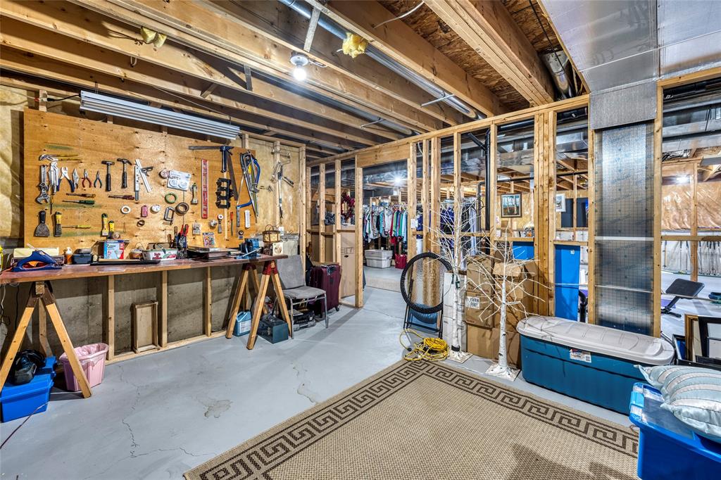 1077 LAKESHORE Road, Sarnia, Ontario, Canada