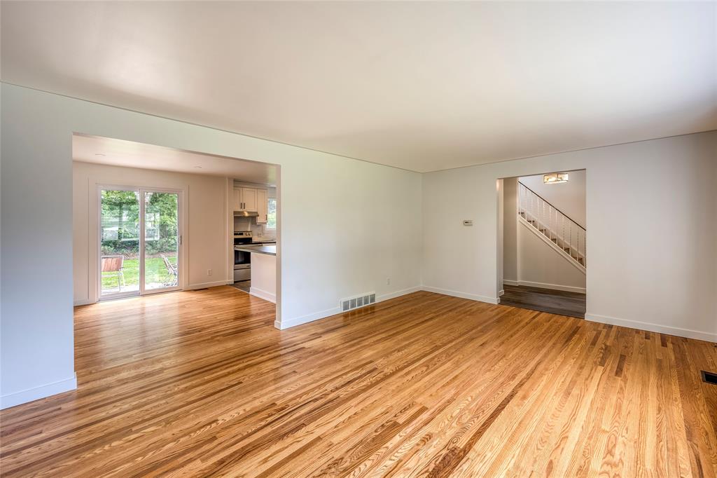 445 LAKESHORE Road, Sarnia, Ontario, Canada
