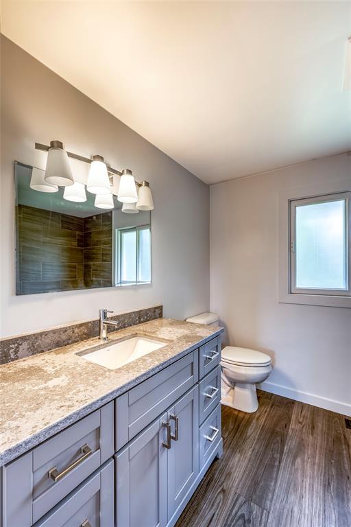 445 LAKESHORE Road, Sarnia, Ontario, Canada
