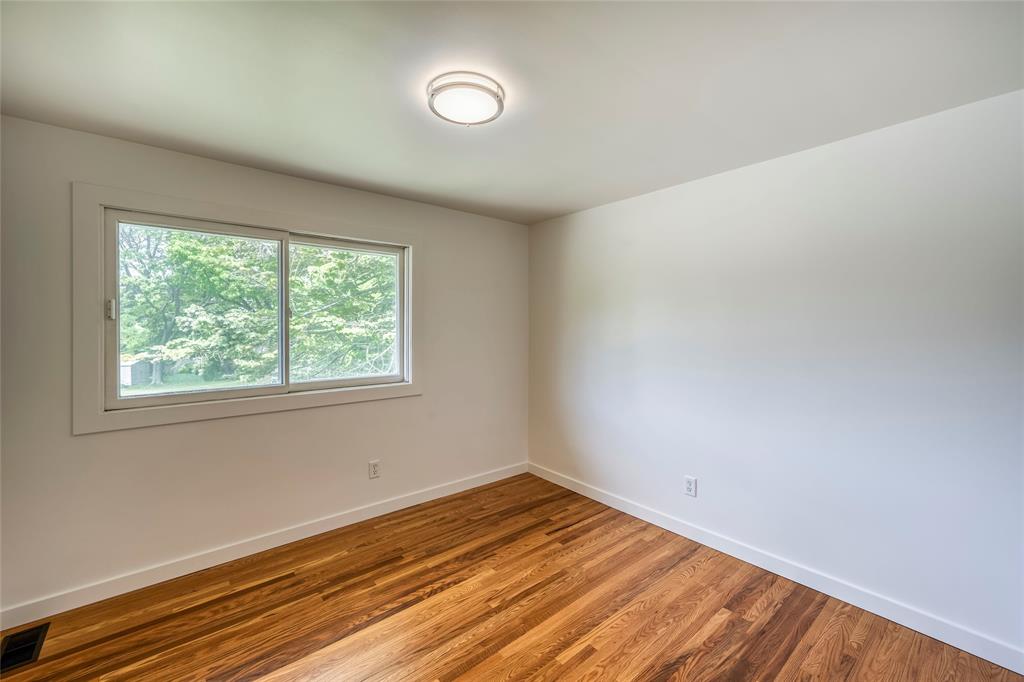 445 LAKESHORE Road, Sarnia, Ontario, Canada