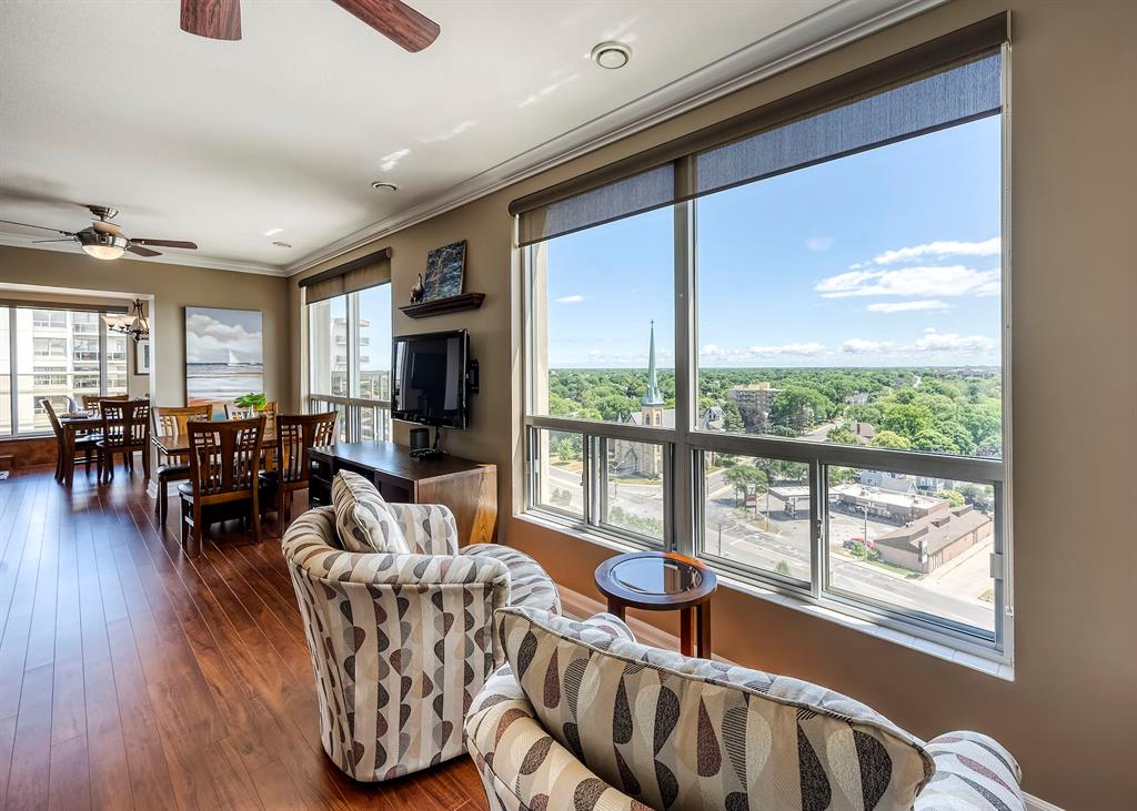 350 FRONT Street North Unit# 1301, Sarnia, Ontario, Canada