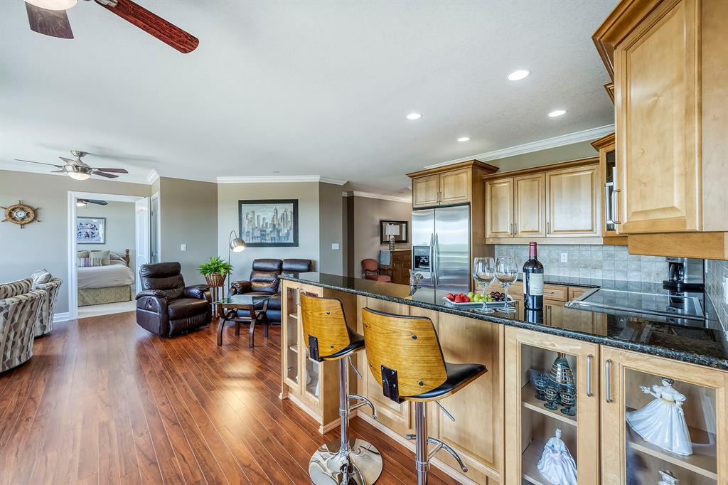 350 FRONT Street North Unit# 1301, Sarnia, Ontario, Canada