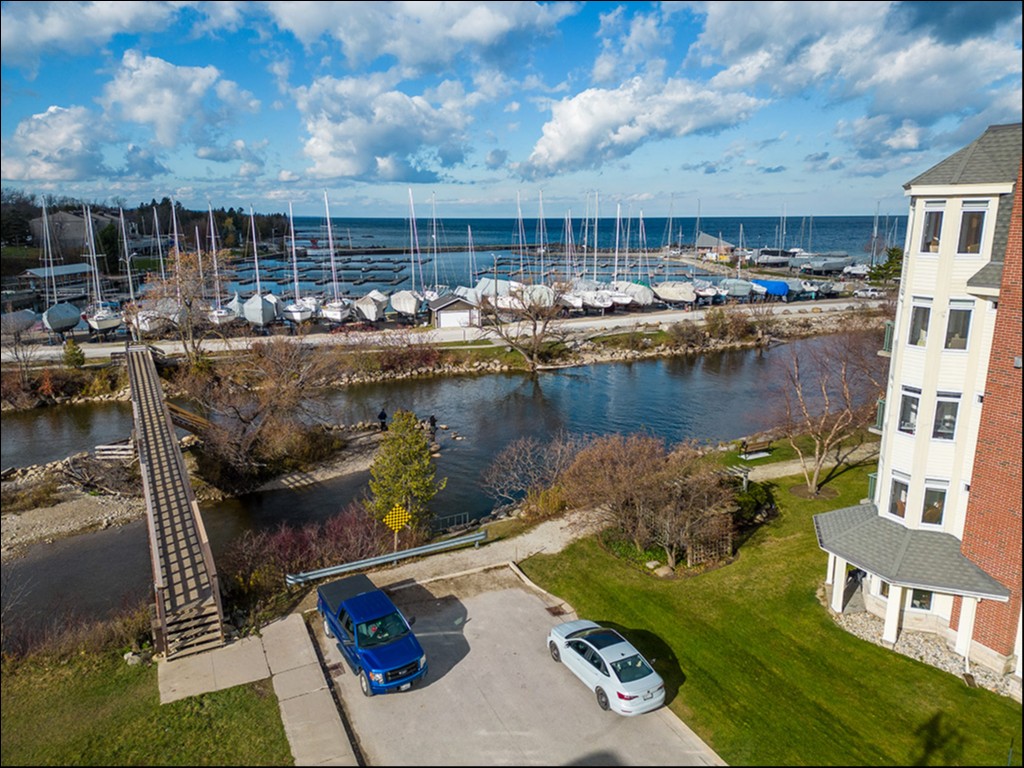 11 BAY Street E Unit #10, Town of the Blue Mountains, Ontario, Canada