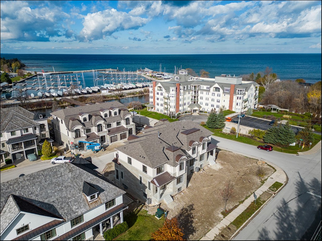 11 BAY Street E Unit #10, Town of the Blue Mountains, Ontario, Canada