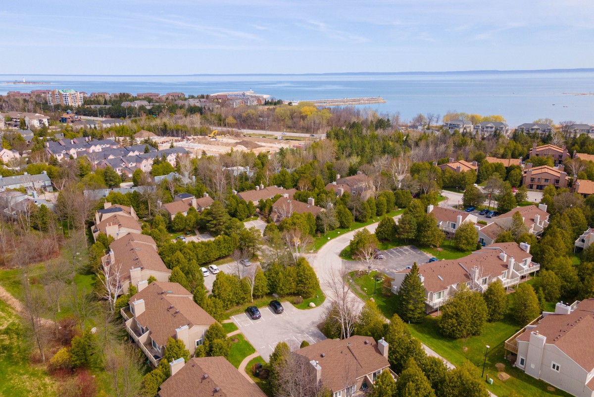 547 Oxbow Crescent Unit #27, Collingwood, Ontario, Canada