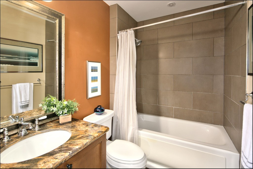 59 King Street East, Unit #1, Thornbury, Ontario, Canada