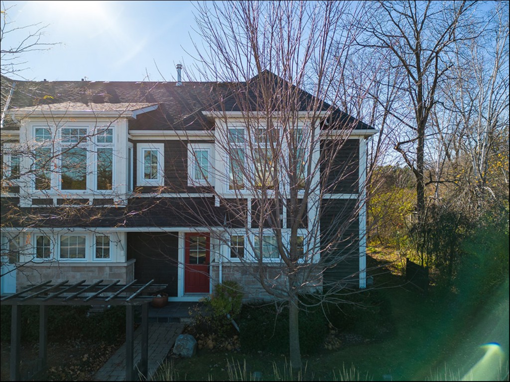 59 King Street East, Unit #1, Thornbury, Ontario, Canada