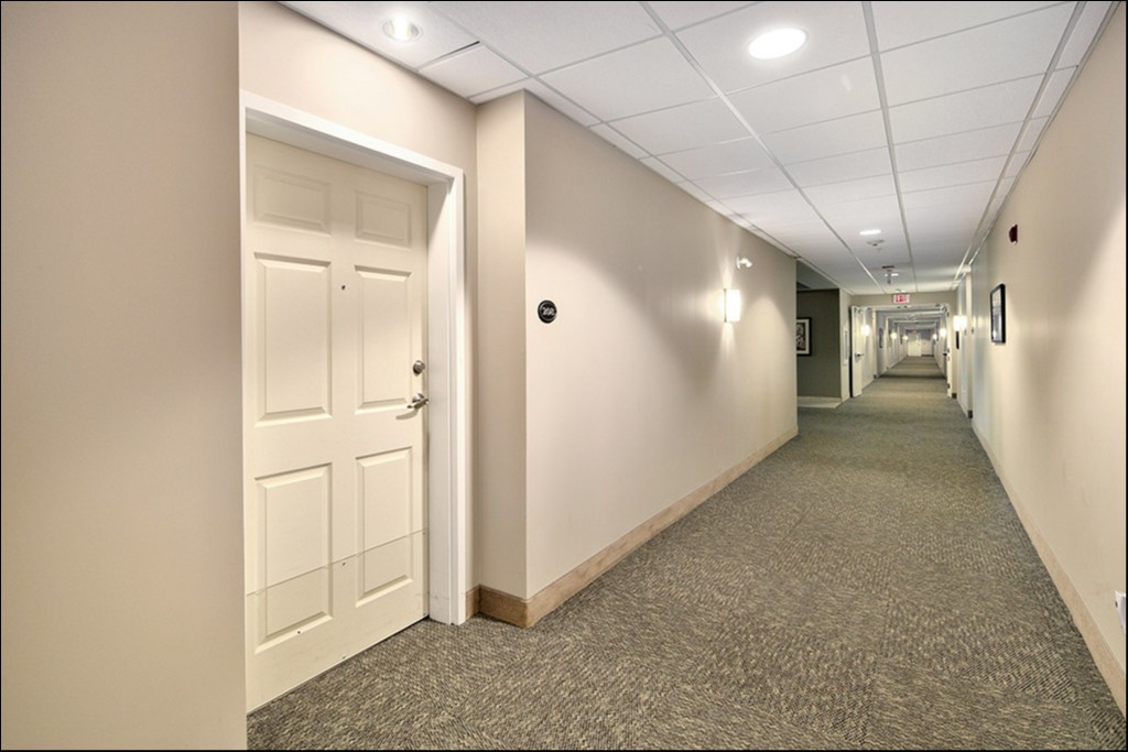 91 Raglan Street Unit #208, Collingwood, Ontario, Canada