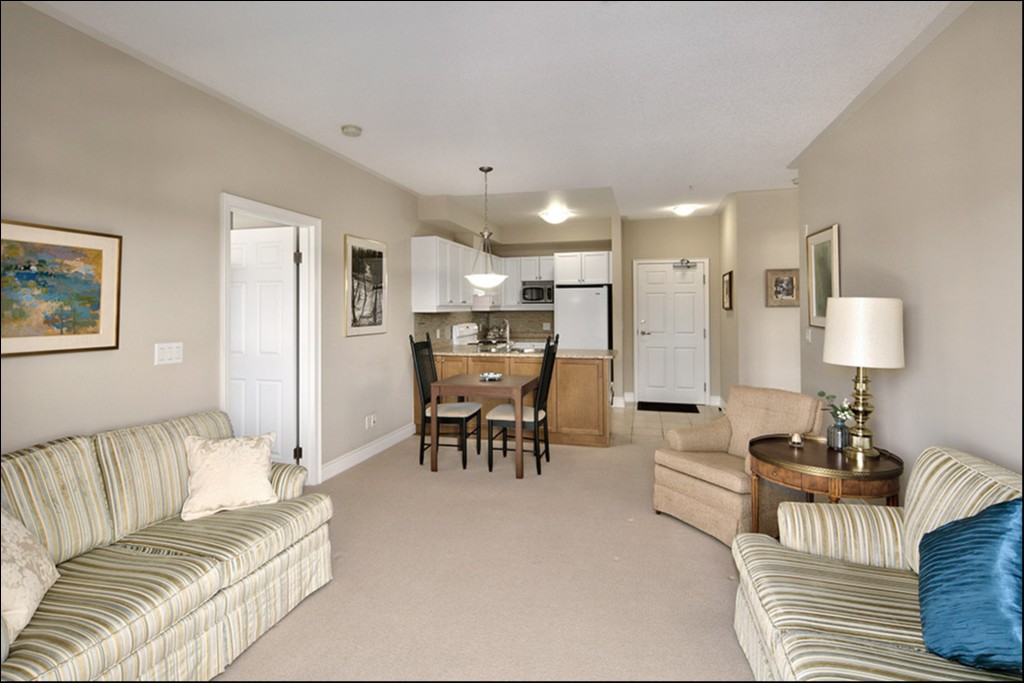 91 Raglan Street Unit #208, Collingwood, Ontario, Canada