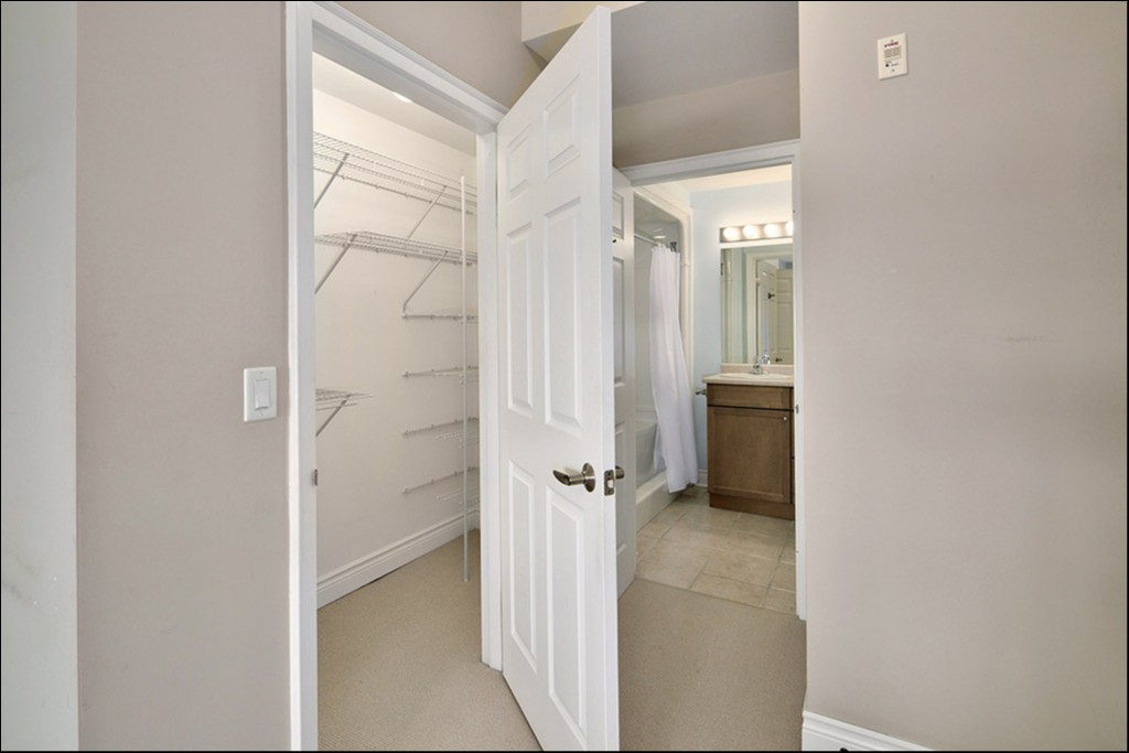 91 Raglan Street Unit #208, Collingwood, Ontario, Canada