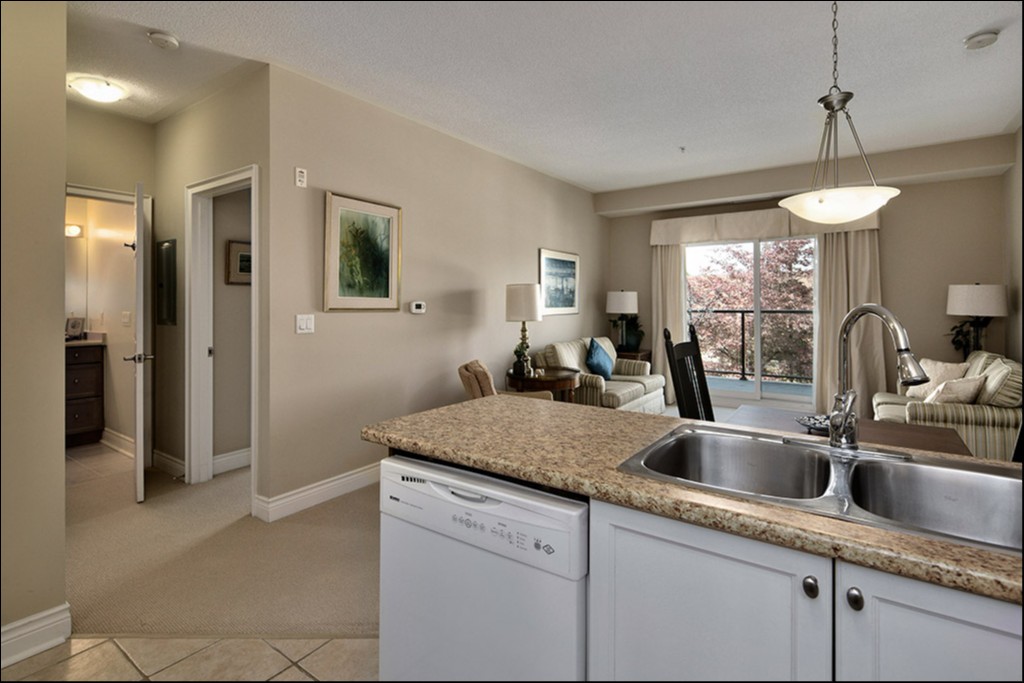 91 Raglan Street Unit #208, Collingwood, Ontario, Canada
