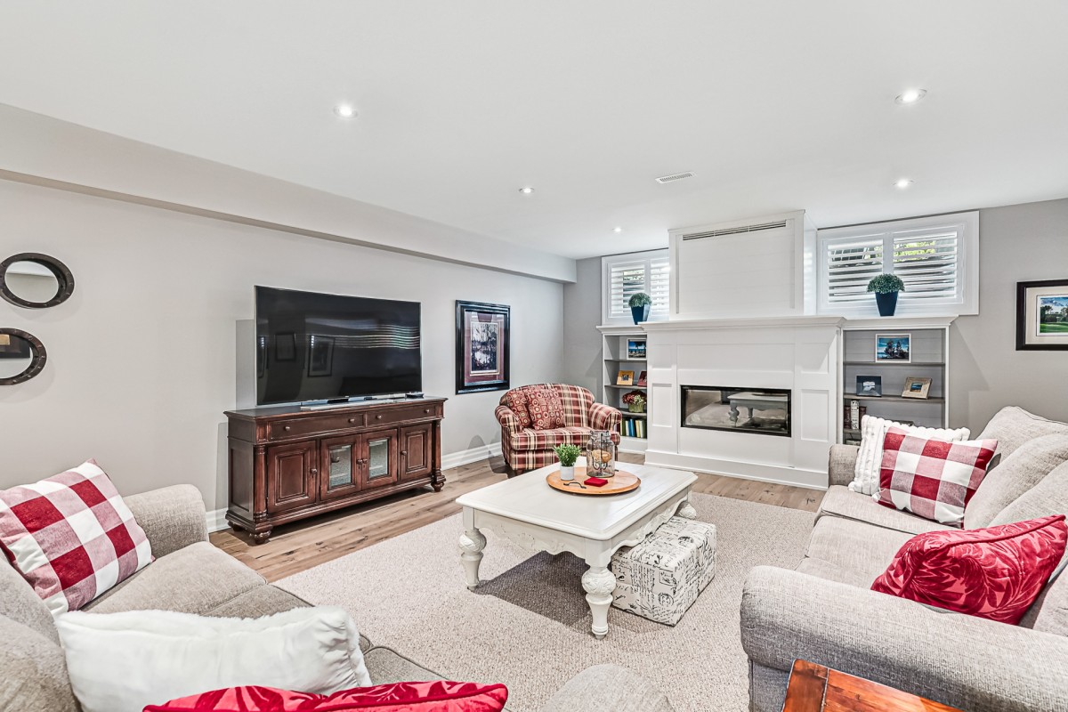 126 West Ridge Drive, Town of the Blue Mountains, Ontario, Canada