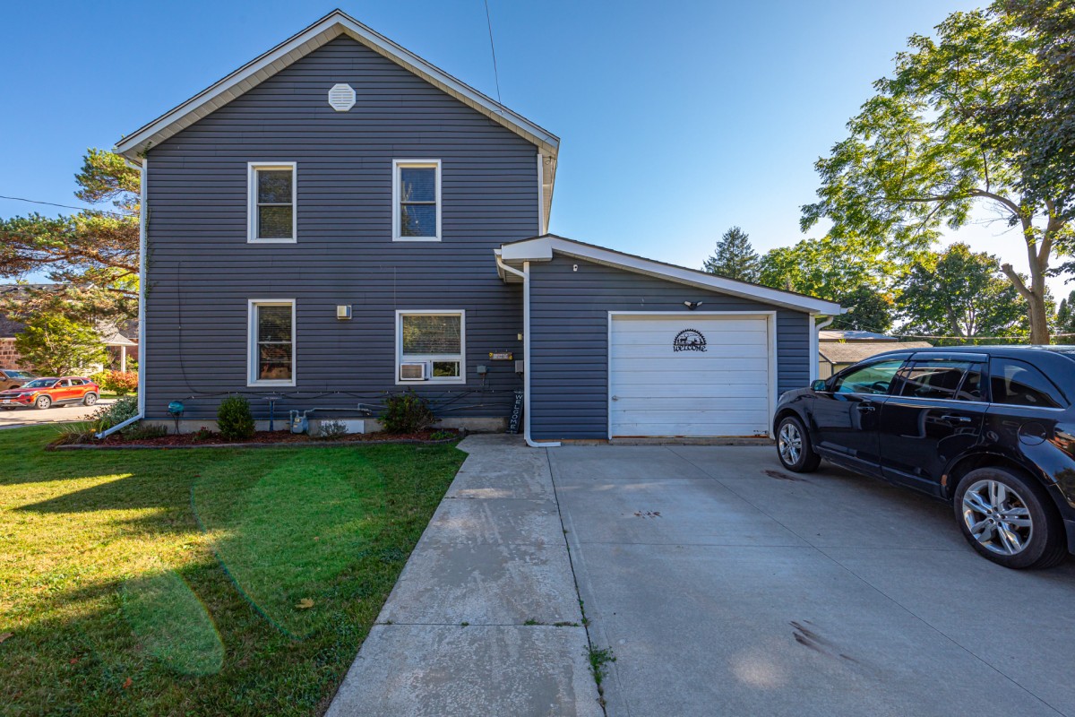 53-55 Collingwood Street West, Meaford, Ontario, Canada