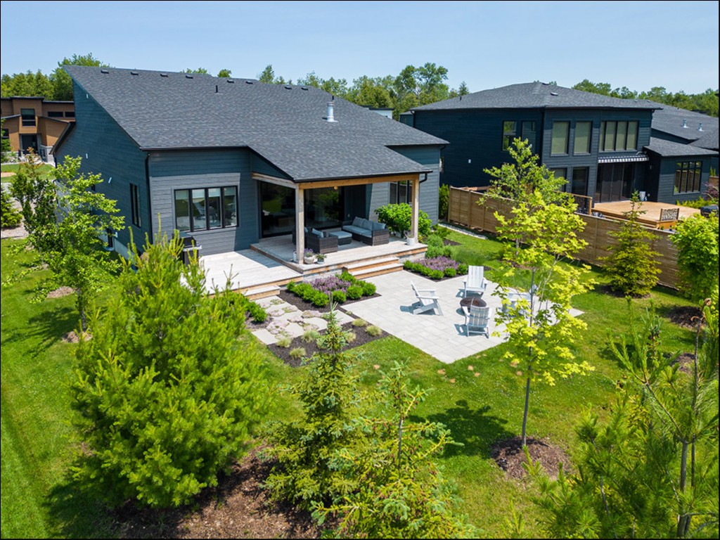 122 Tekiah Road, Town of the Blue Mountains, Ontario, Canada