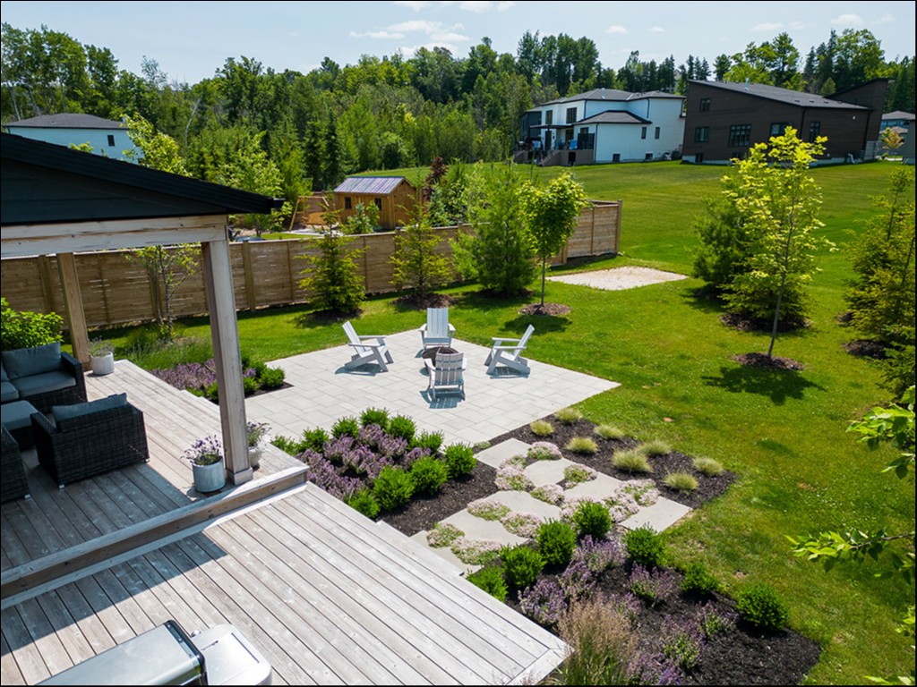 122 Tekiah Road, Town of the Blue Mountains, Ontario, Canada