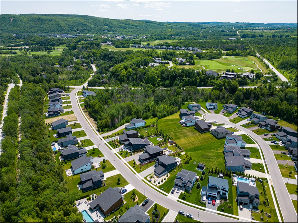 122 Tekiah Road, Town of the Blue Mountains, Ontario, Canada