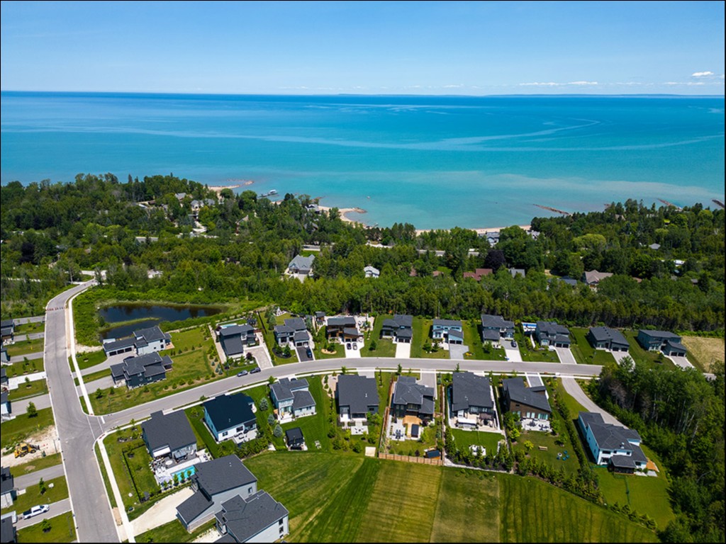 122 Tekiah Road, Town of the Blue Mountains, Ontario, Canada