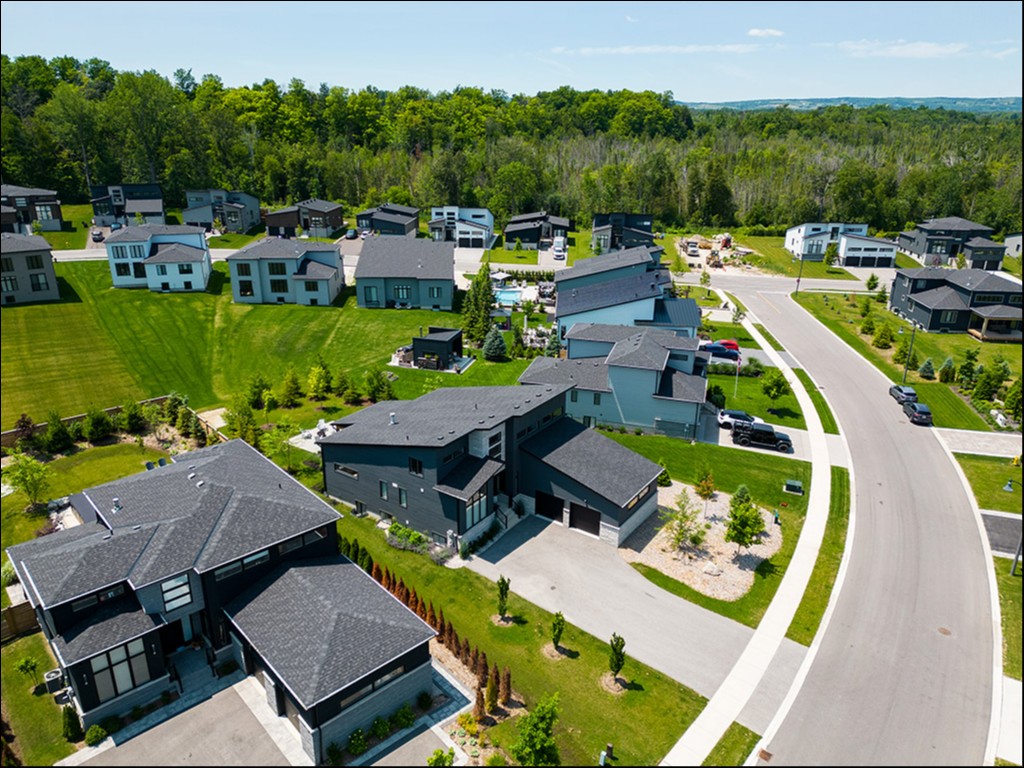 122 Tekiah Road, Town of the Blue Mountains, Ontario, Canada