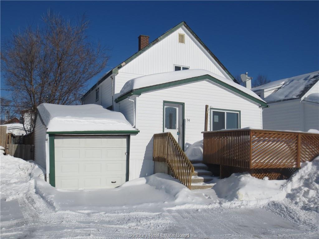 36 Lakeshore Street, Capreol Ontario, Canada