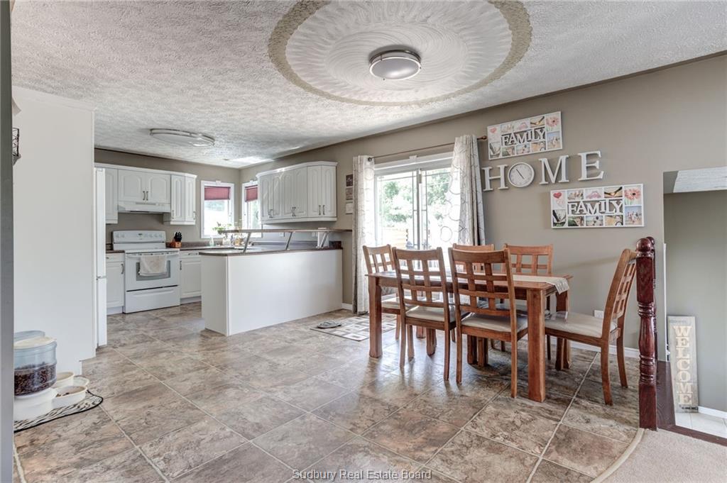 4117 Gaston Avenue, Hanmer Ontario, Canada