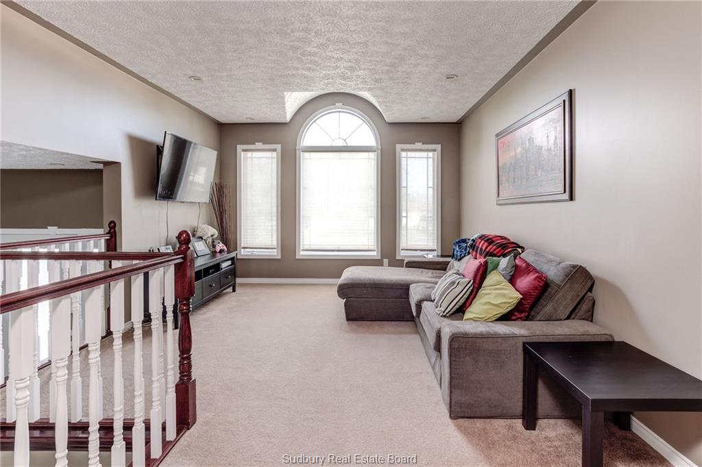 4117 Gaston Avenue, Hanmer Ontario, Canada