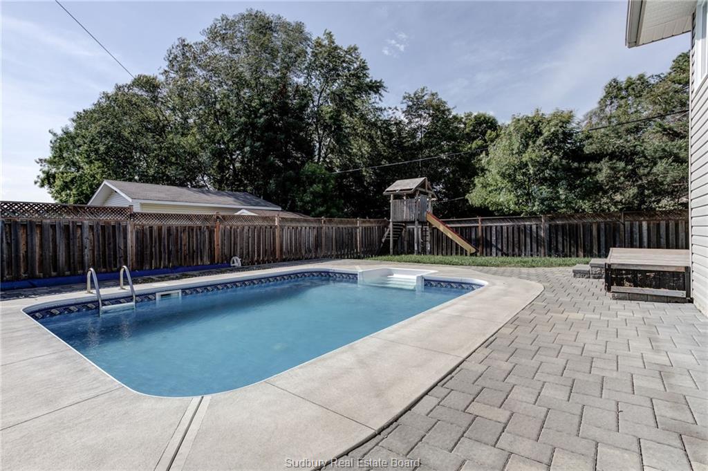4117 Gaston Avenue, Hanmer Ontario, Canada