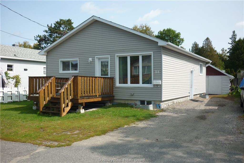38 Shappert Avenue, Sudbury Ontario, Canada
