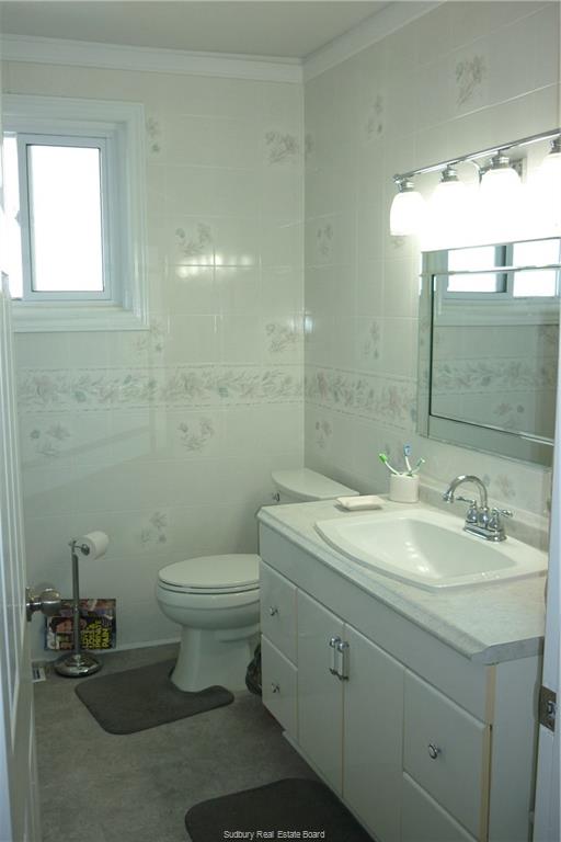 38 Shappert Avenue, Sudbury Ontario, Canada