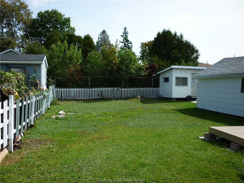 38 Shappert Avenue, Sudbury Ontario, Canada