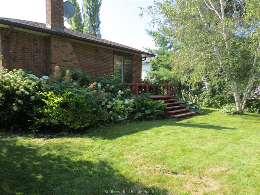 1832 Melbourne Street, Sudbury, Ontario, Canada