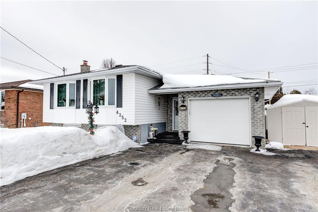 4252 Carina Drive, Hanmer Ontario, Canada