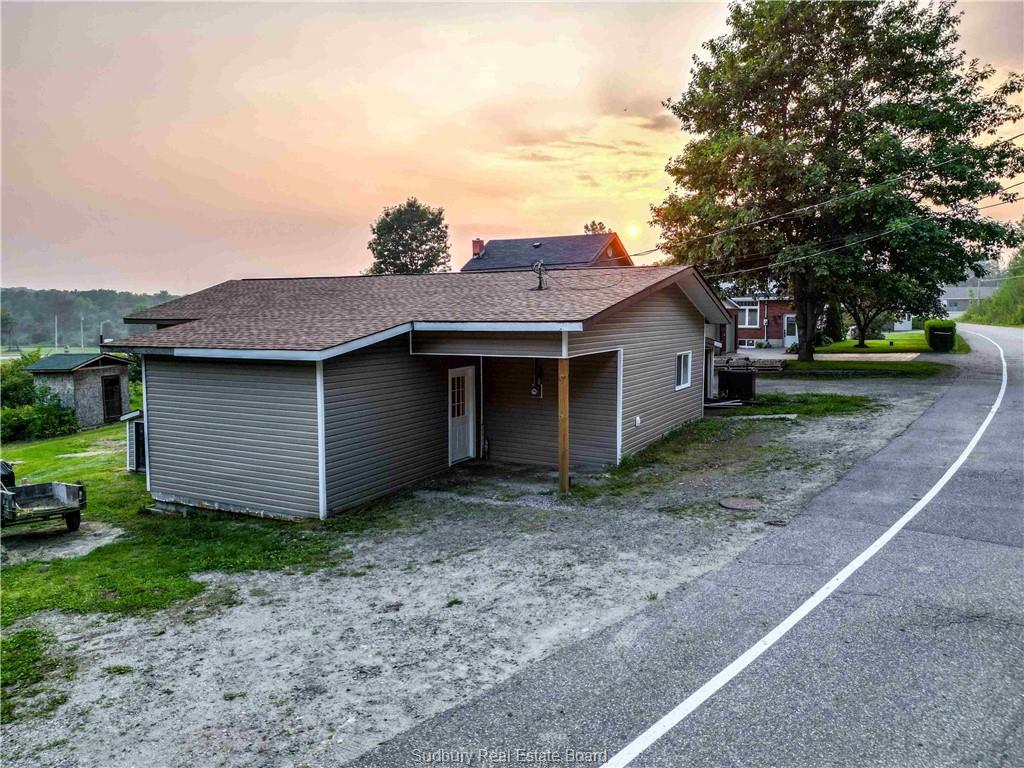 53 Jarbeau Street, Field Ontario, Canada