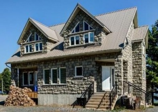 51 Thomson Road, Skead Ontario, Canada