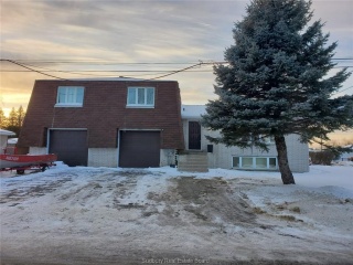 4181 La'Habre Avenue, Val Therese Ontario, Canada