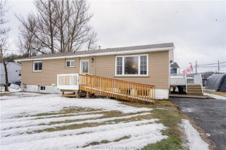 12 Mountainview Street, Wahnapitae Ontario, Canada