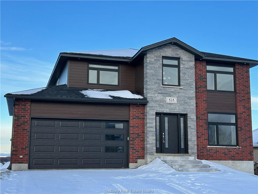 828 Moonrock, Sudbury Ontario, Canada