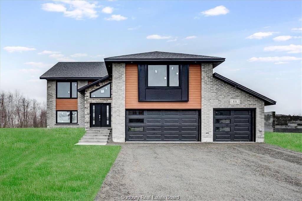 831 moonrock, Sudbury Ontario, Canada