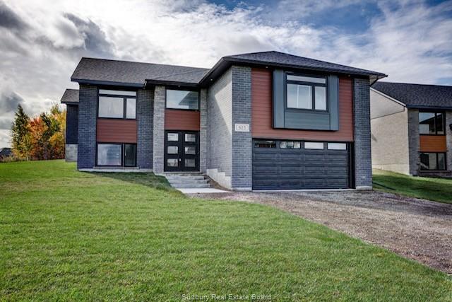 825 moonrock avenue, Sudbury Ontario, Canada