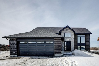 17 Mira, Sudbury Ontario, Canada