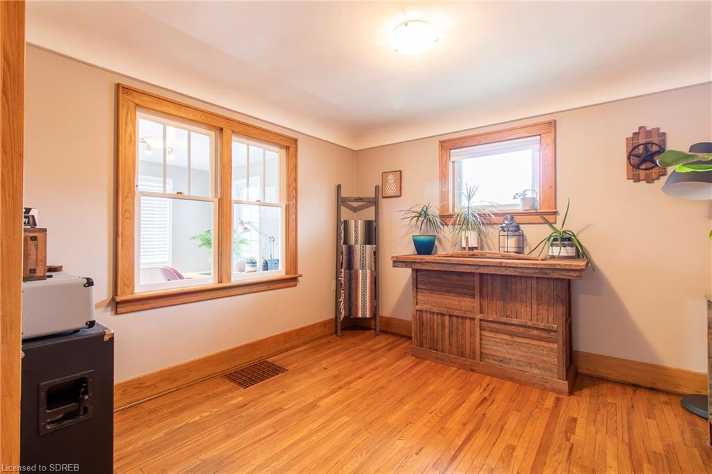 69 CHURCH Street E, Delhi, Ontario, Canada