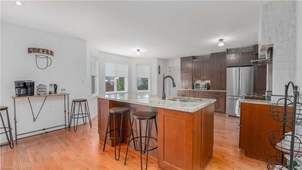 41 MELODY Drive, Delhi, Ontario, Canada