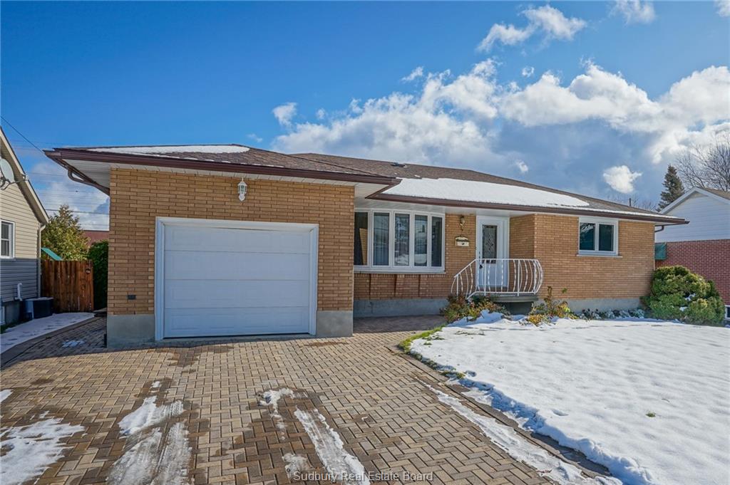 818 William Avenue, Sudbury Ontario, Canada