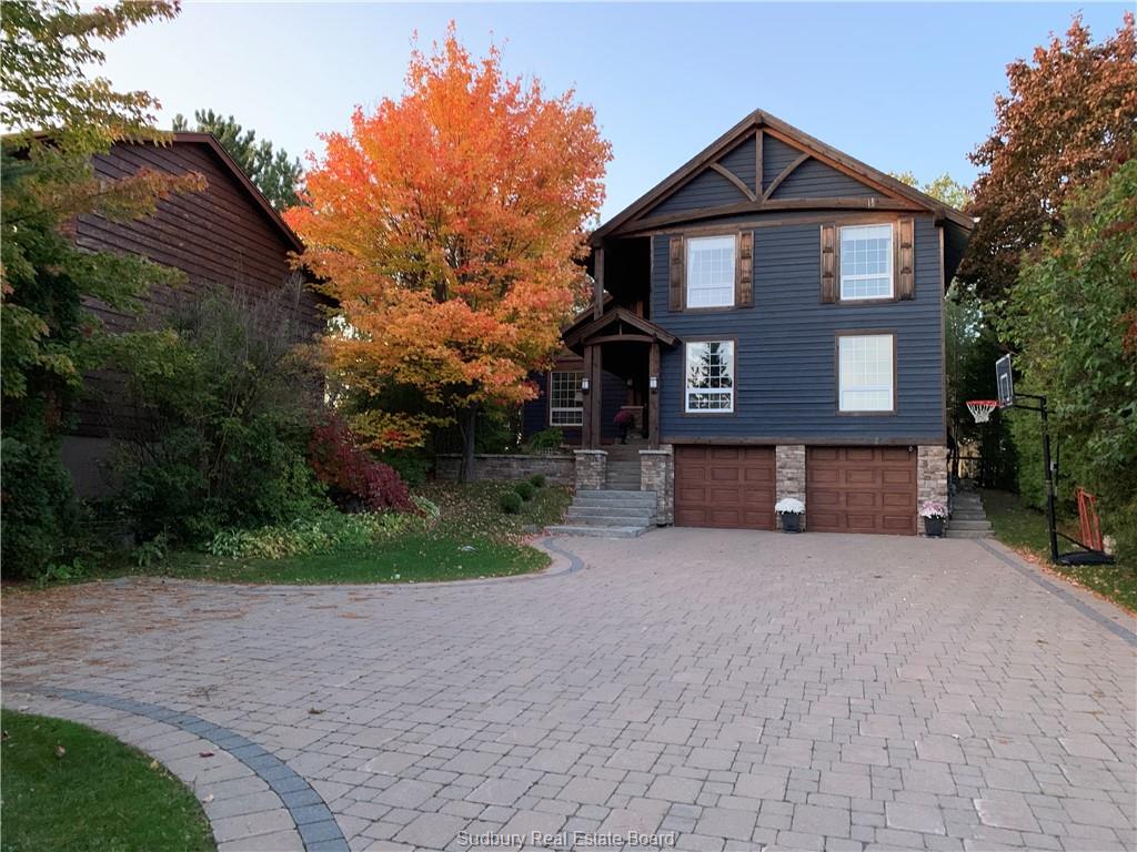 922 Roderick Avenue, Sudbury Ontario, Canada