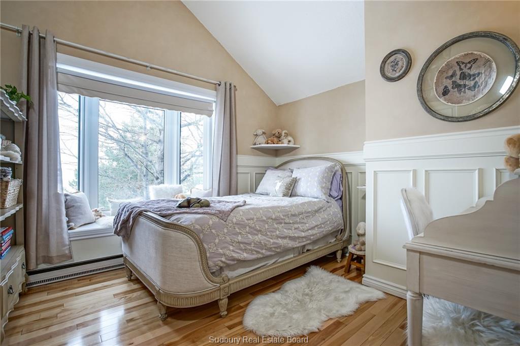 922 Roderick Avenue, Sudbury Ontario, Canada