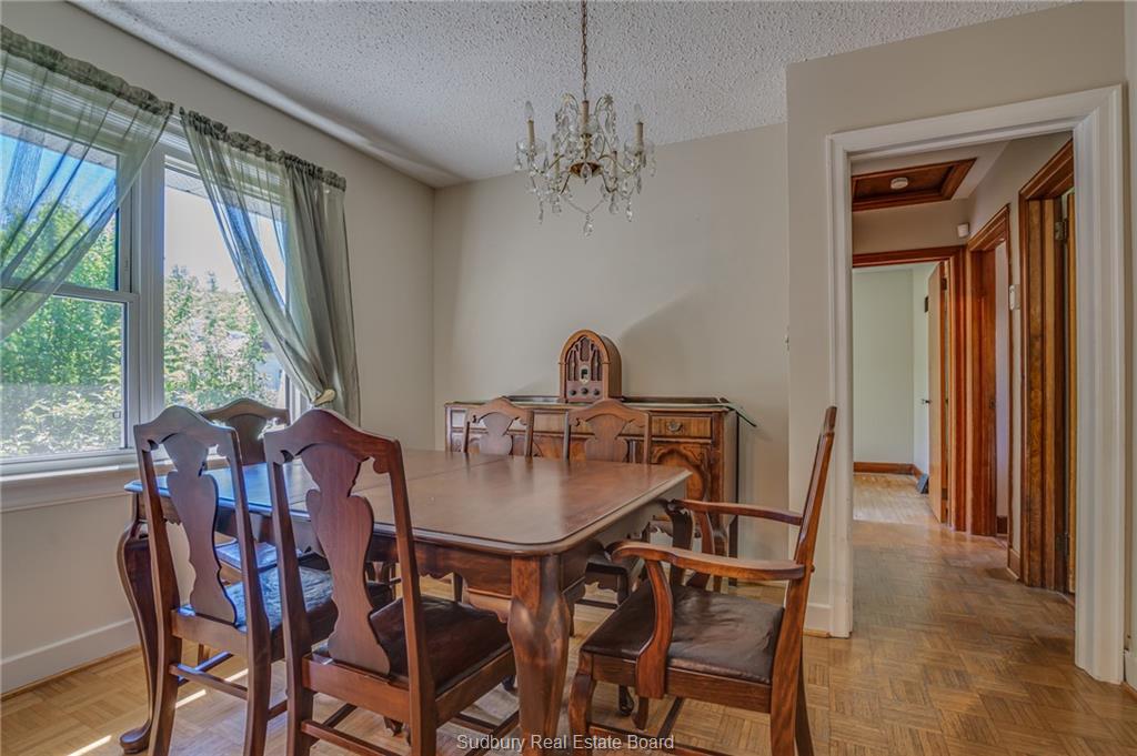 330 Jeanne D'Arc Avenue, Sudbury Ontario, Canada