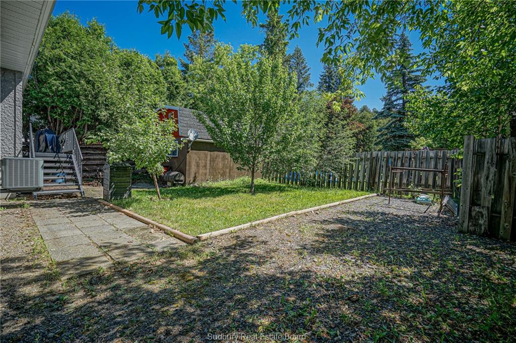 330 Jeanne D'Arc Avenue, Sudbury Ontario, Canada